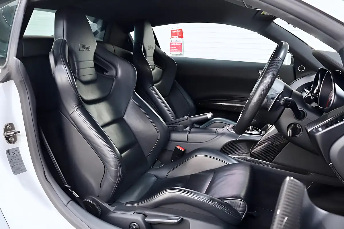 Used 2014 Audi R8 Plus White - Interior and Exterior details 3