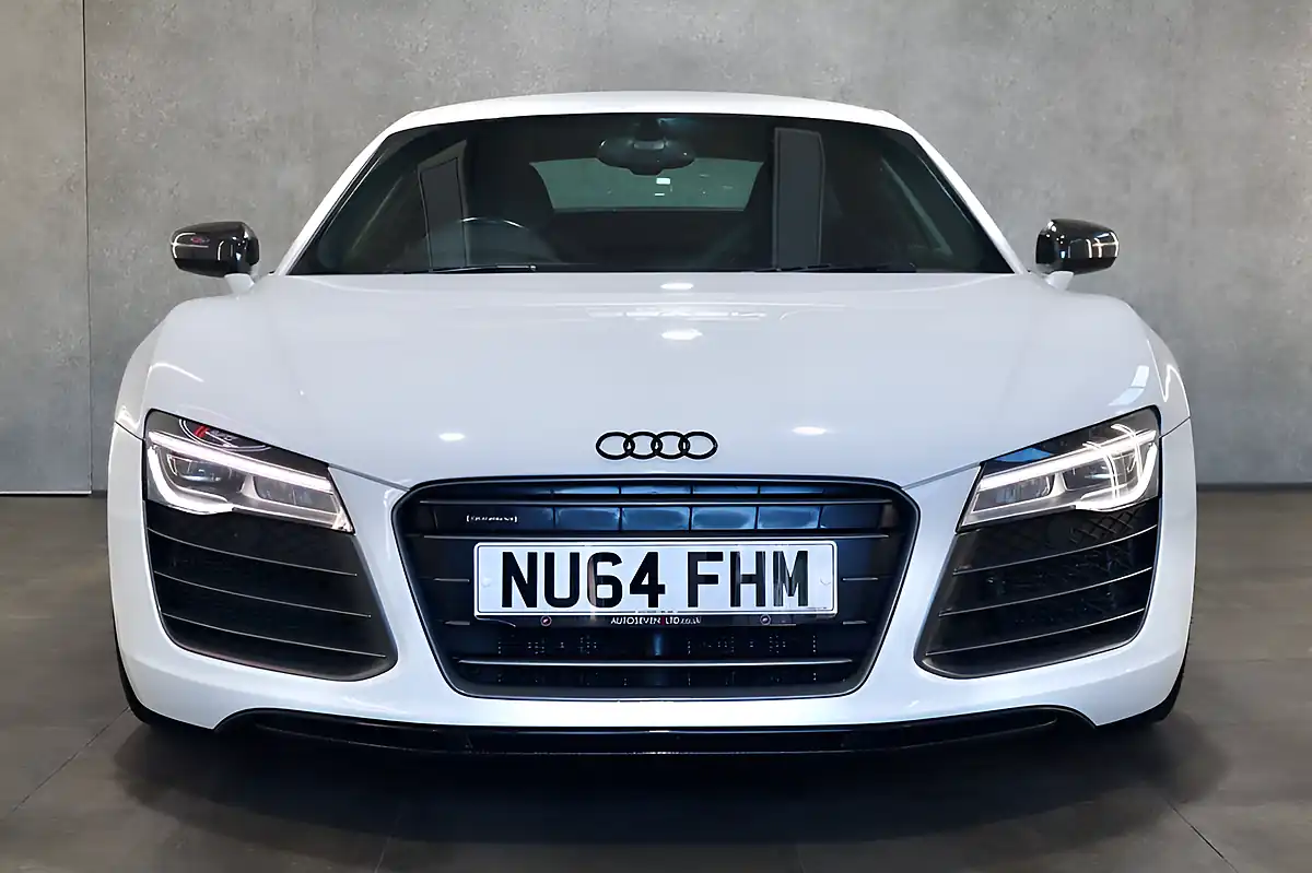 Used 2014 Audi R8 Plus White - Interior and Exterior details 6