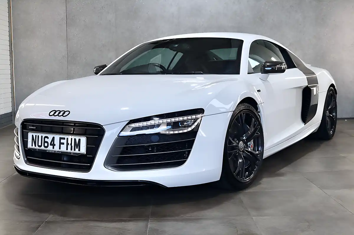 Used 2014 Audi R8 Plus White - Interior and Exterior details 7