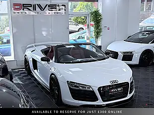 Used 2014 Audi R8 Spyder S Tronic Quattro White - Interior and Exterior details 10