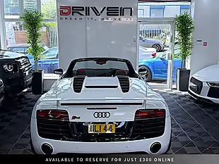 Used 2014 Audi R8 Spyder S Tronic Quattro White - Interior and Exterior details 12