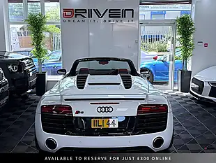 Used 2014 Audi R8 Spyder S Tronic Quattro White - Interior and Exterior details 14