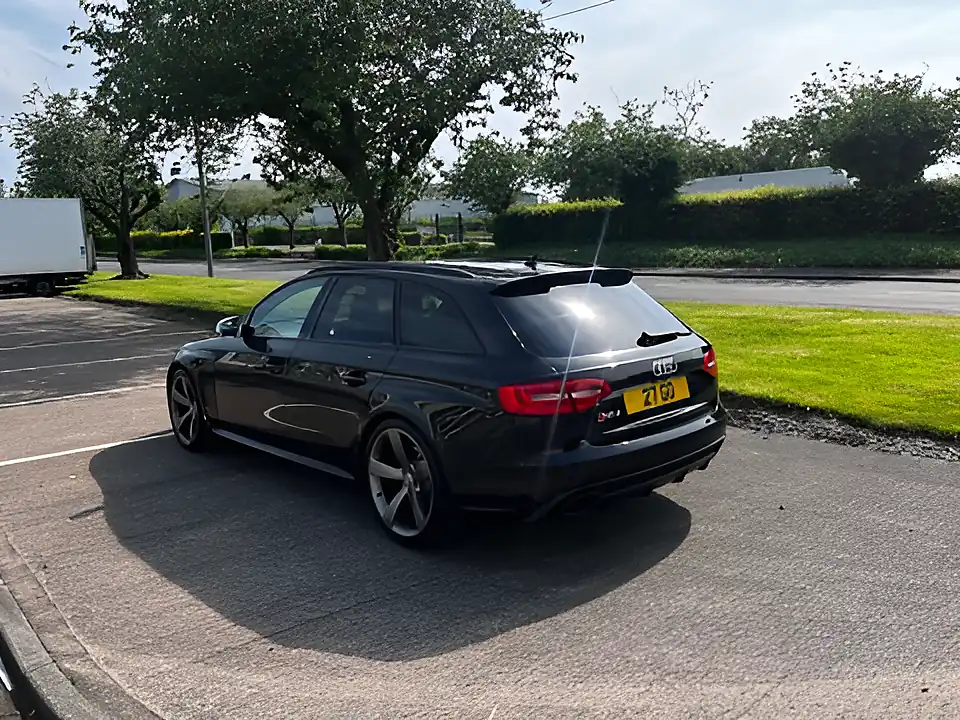 Used 2014 Audi RS4 Avant Black - Interior and Exterior details 3