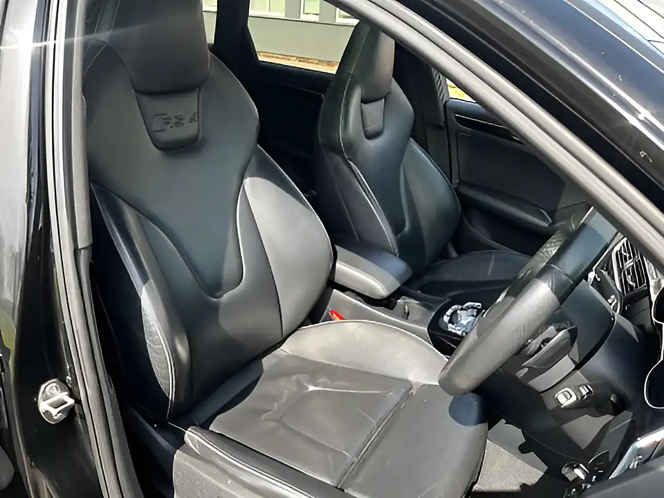 Used 2014 Audi RS4 Avant Black - Interior and Exterior details 8