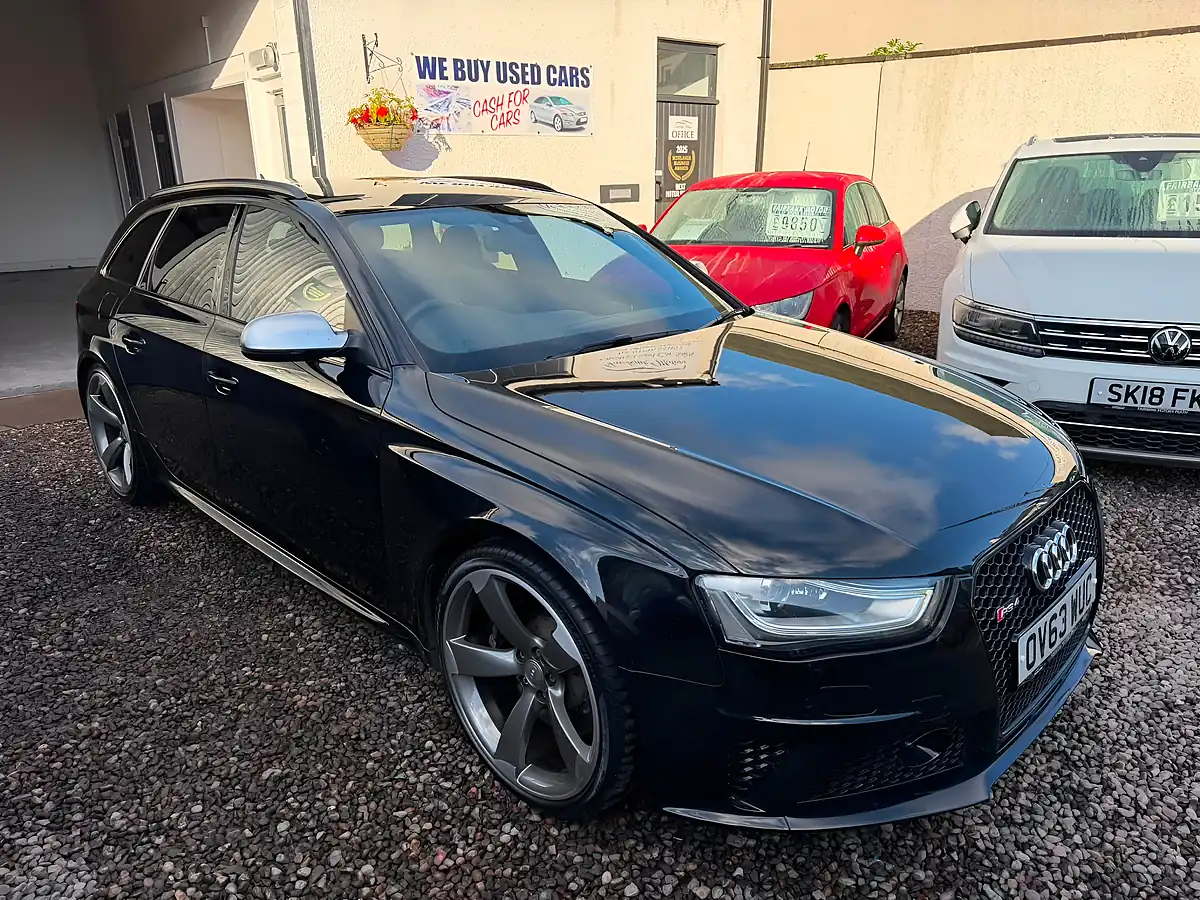 Used 2014 Audi RS4 Avant Black - Interior and Exterior details 3
