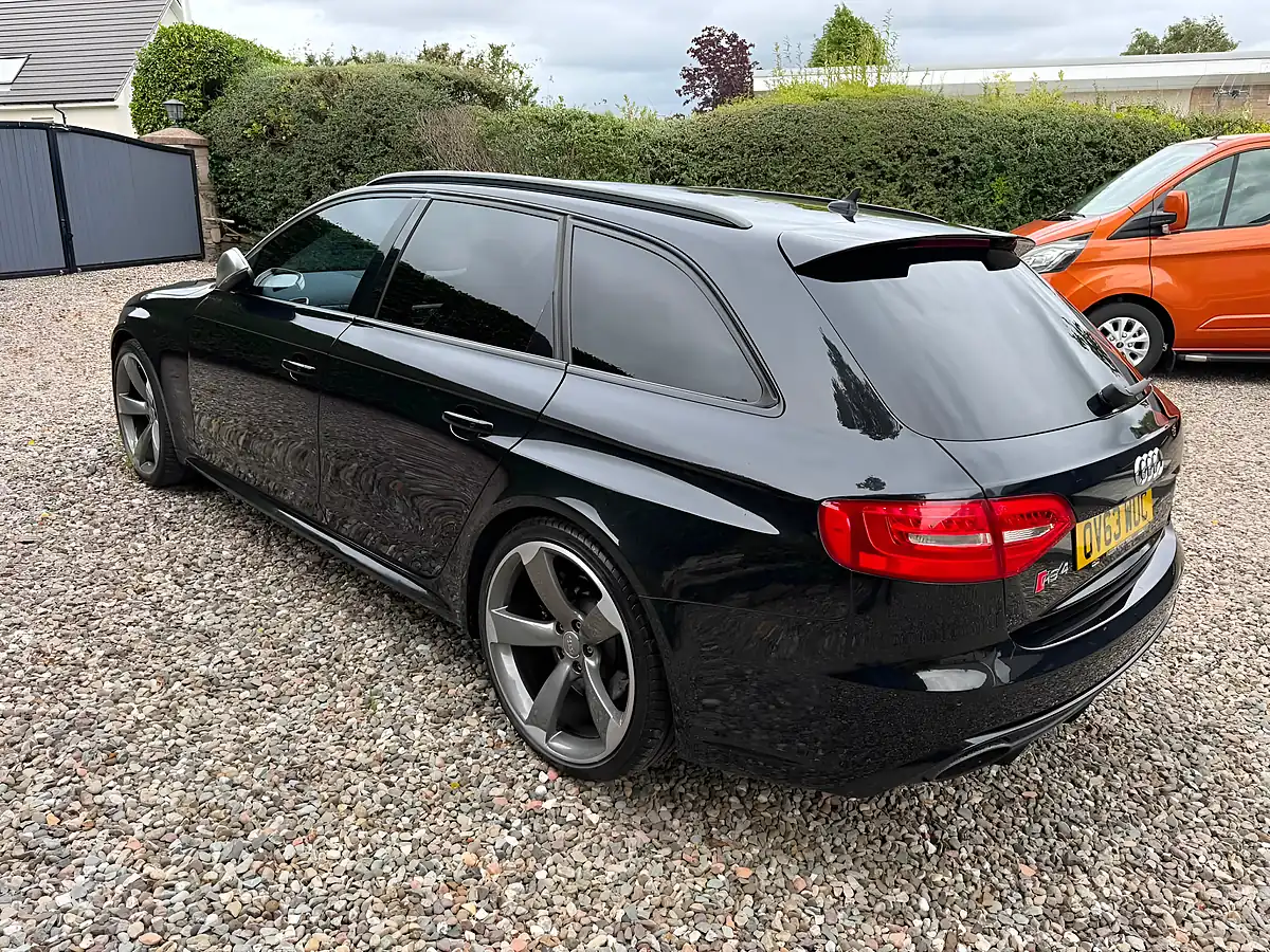 Used 2014 Audi RS4 Avant Black - Interior and Exterior details 5