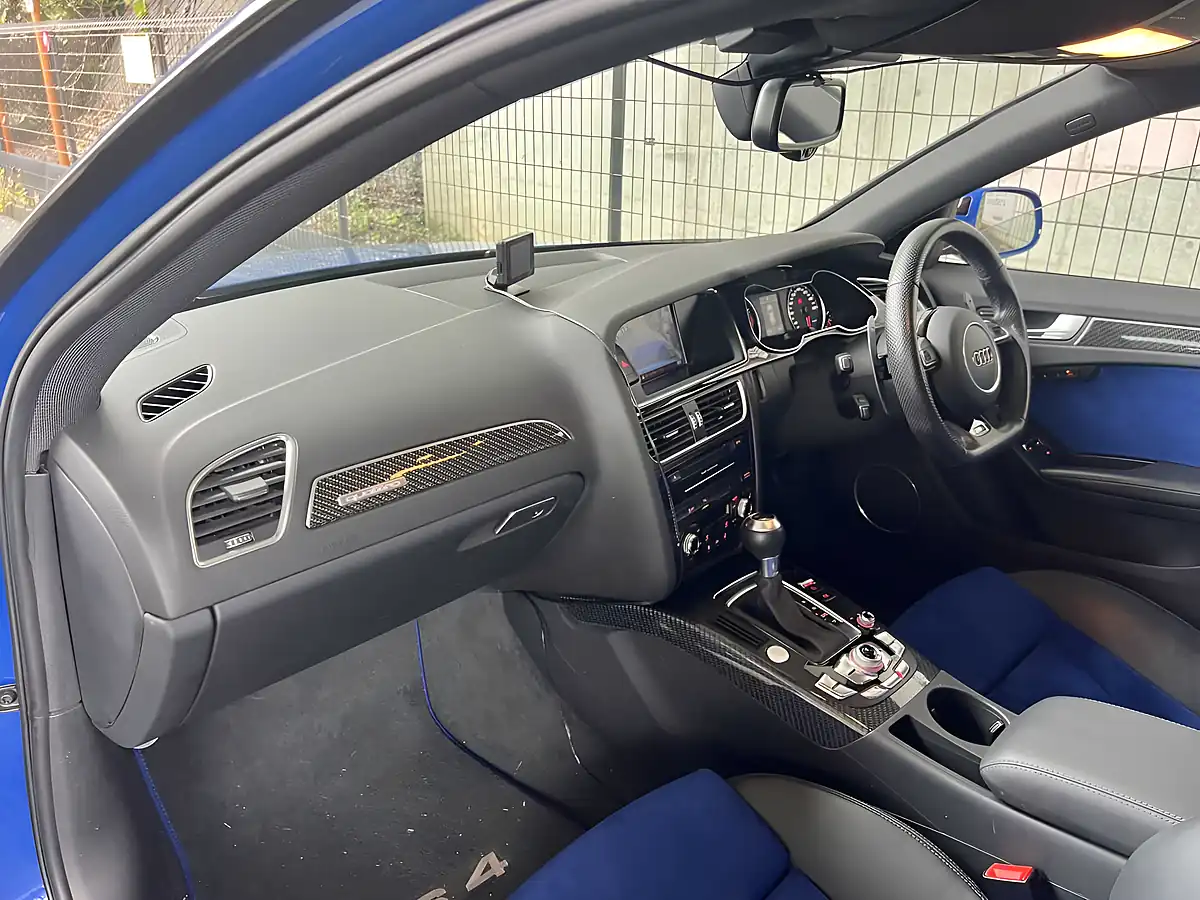 Used 2014 Audi RS4 Nogaro Selection Ltd Model Nogaro Blue - Interior and Exterior details 15
