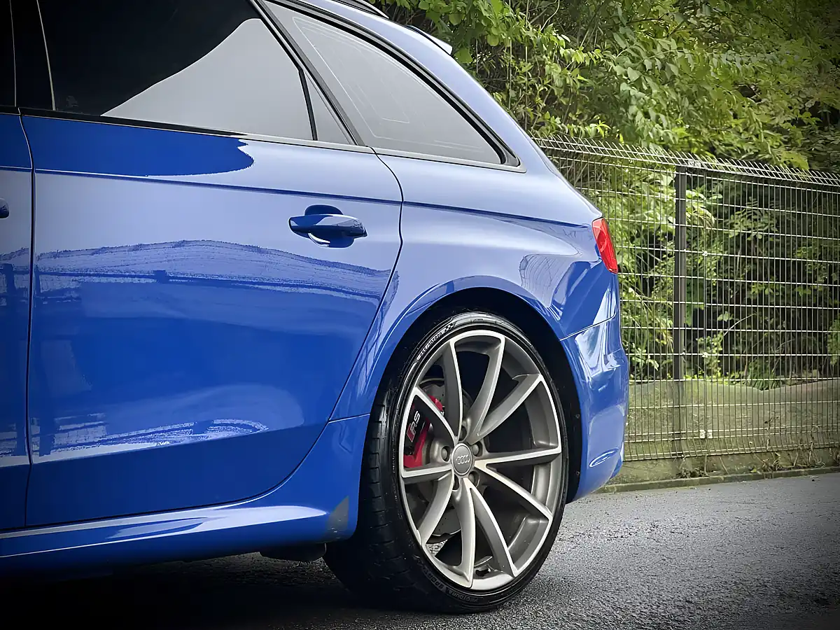 Used 2014 Audi RS4 Nogaro Selection Ltd Model Nogaro Blue - Interior and Exterior details 8