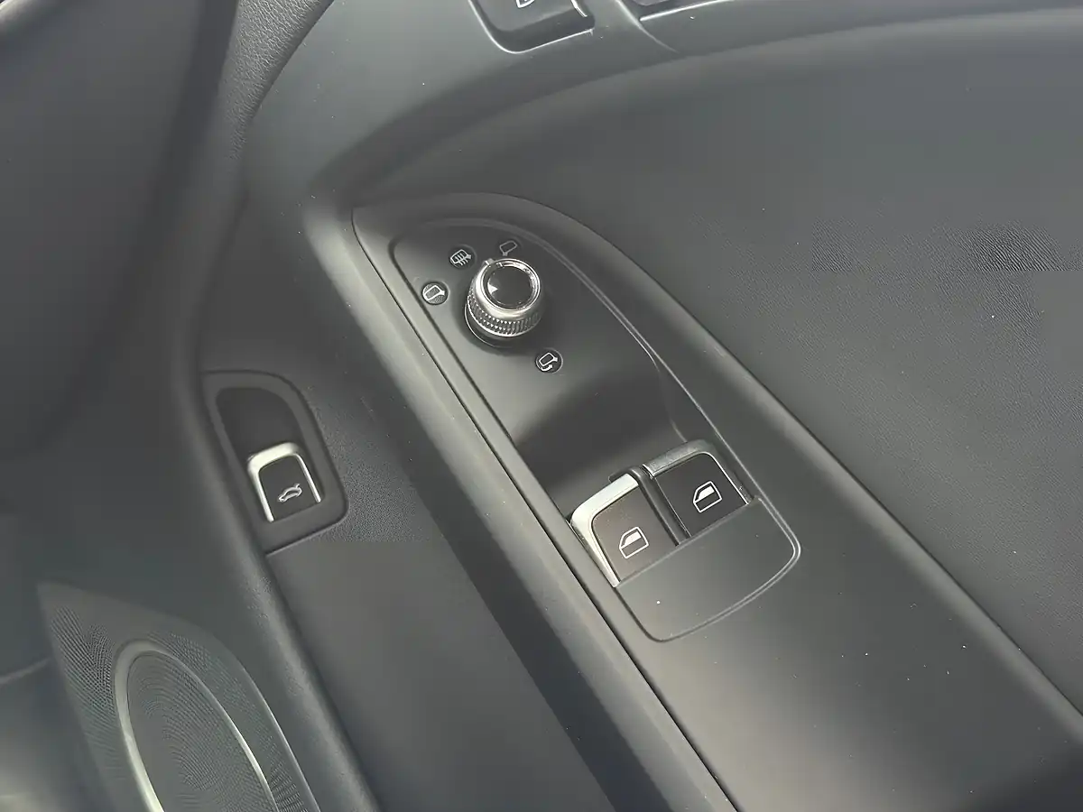 Used 2014 Audi RS5 White - Interior and Exterior details 19