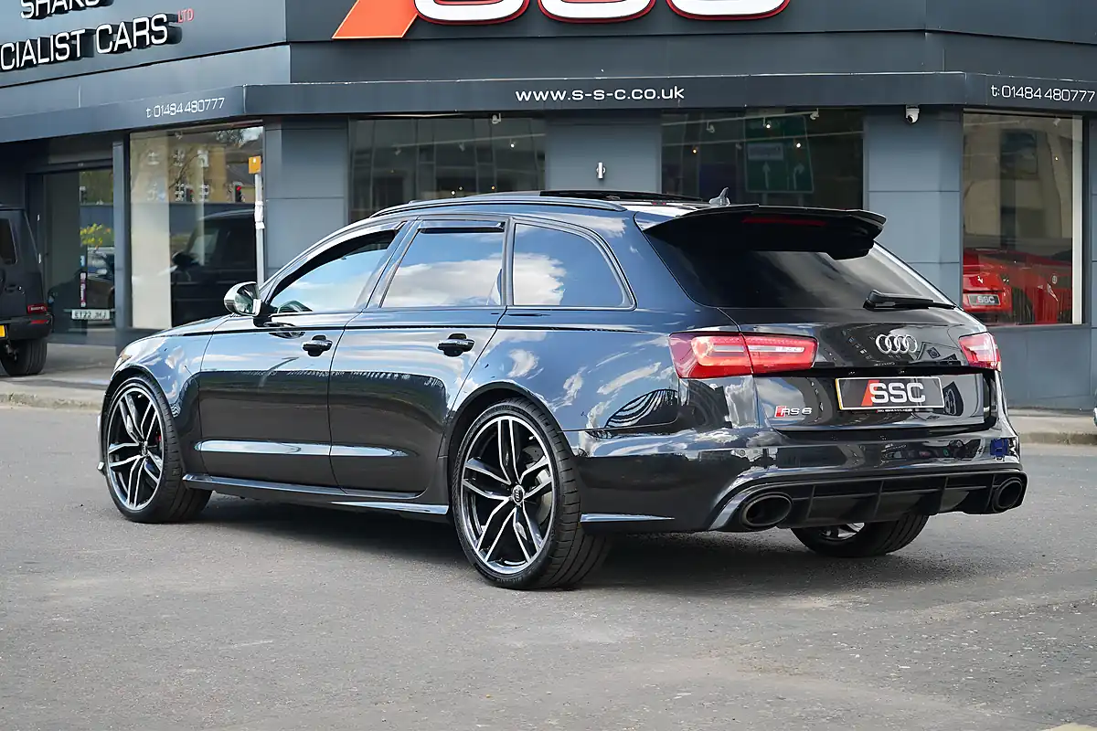 Used 2014 Audi RS6 Avant Black - Interior and Exterior details 9