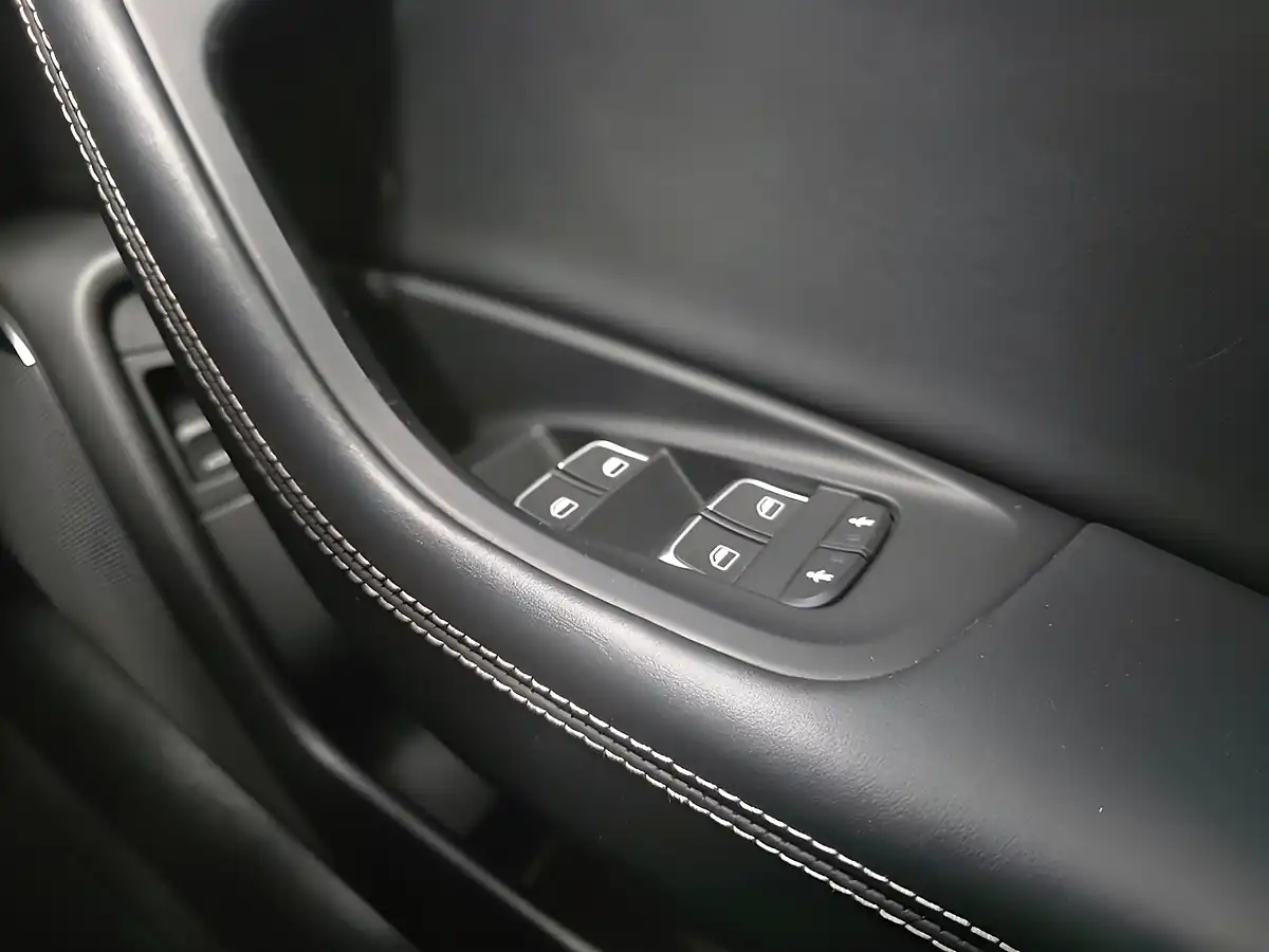 Used 2014 Audi RS6 Avant Phantom Black Pearl - Interior and Exterior details 12