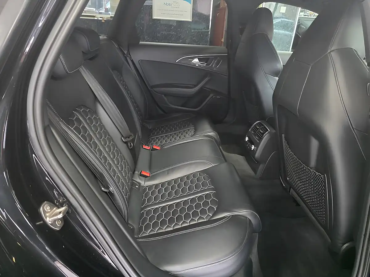 Used 2014 Audi RS6 Avant Phantom Black Pearl - Interior and Exterior details 13