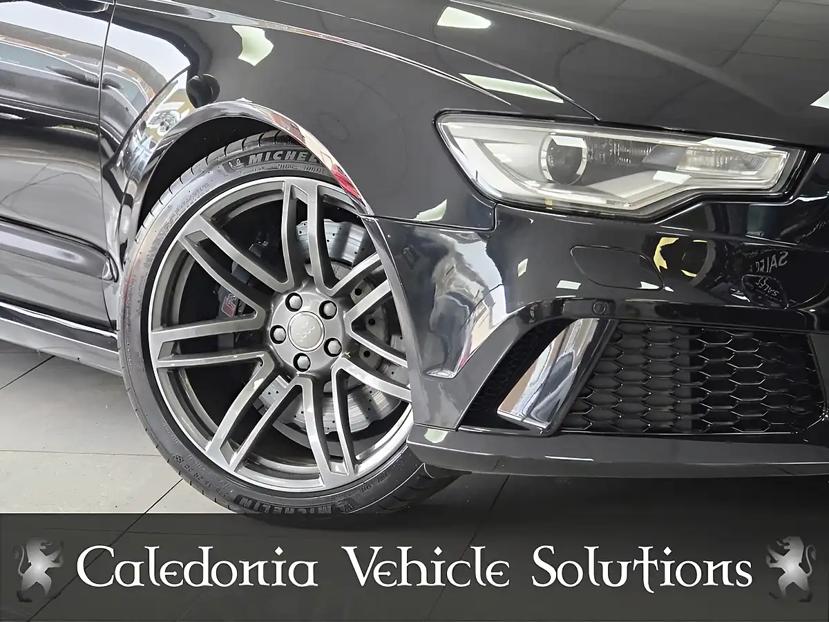 Used 2014 Audi RS6 Avant Phantom Black Pearl - Interior and Exterior details 6