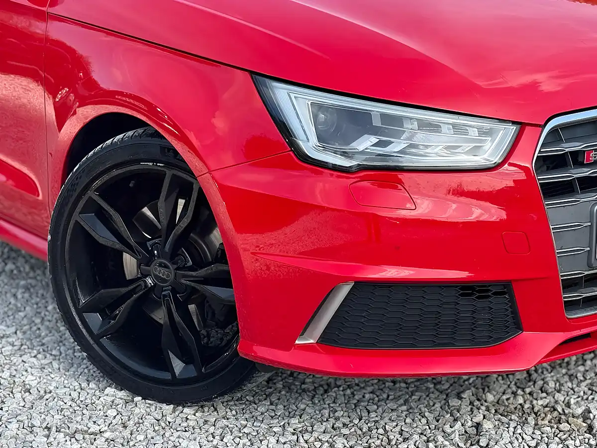 Used 2014 Audi S1 Sportback Red - Interior and Exterior details 16