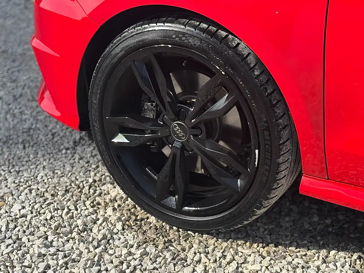 Used 2014 Audi S1 Sportback Red - Interior and Exterior details 19