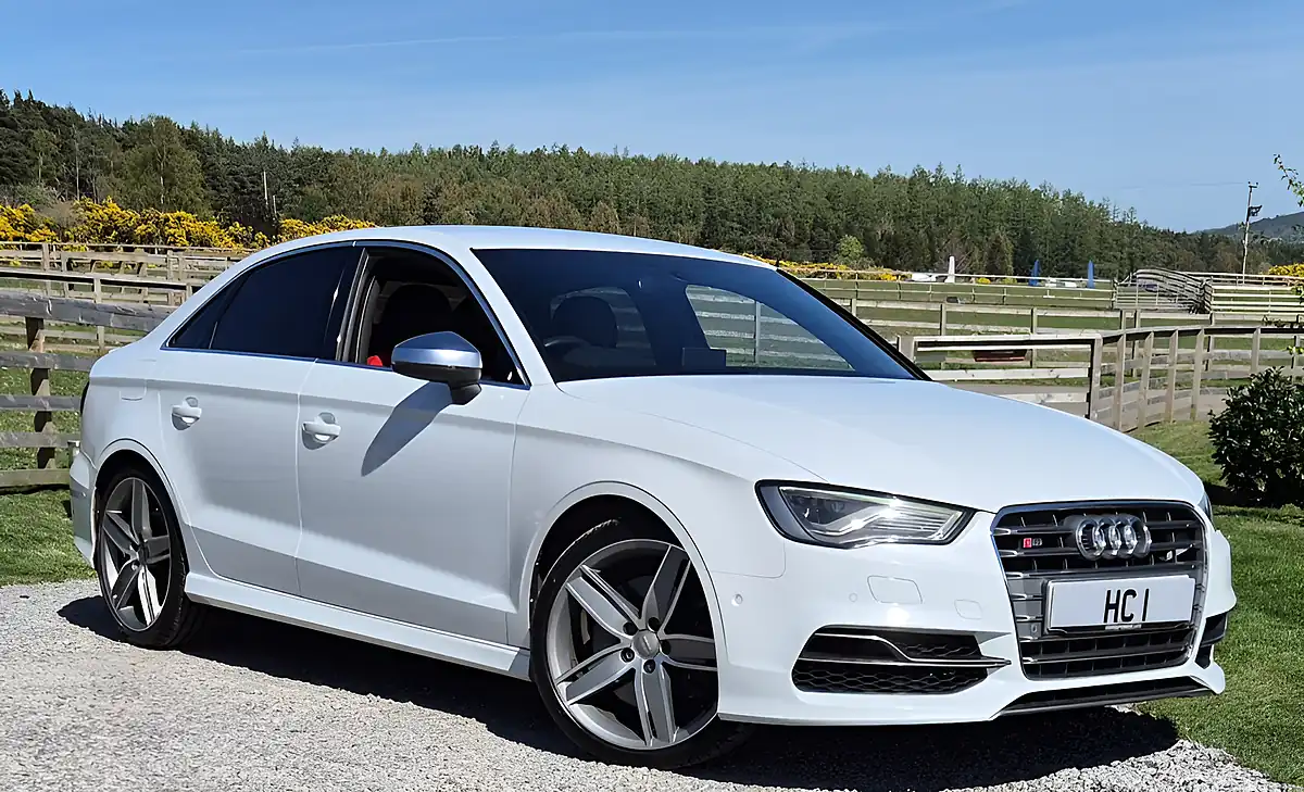 Used 2014 Audi S3 Saloon White - Front View