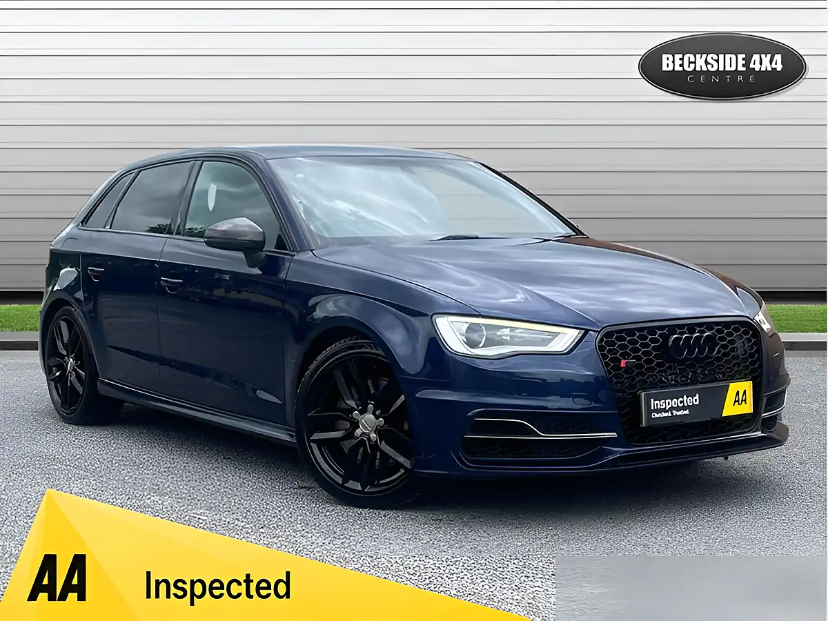 Used 2014 Audi S3 Sportback Blue - Front View