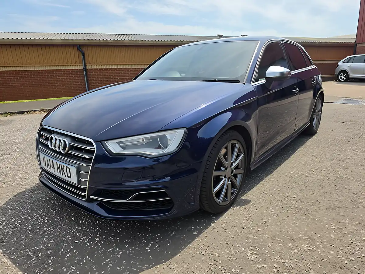 Used 2014 Audi S3 Sportback Blue - Interior and Exterior details 3