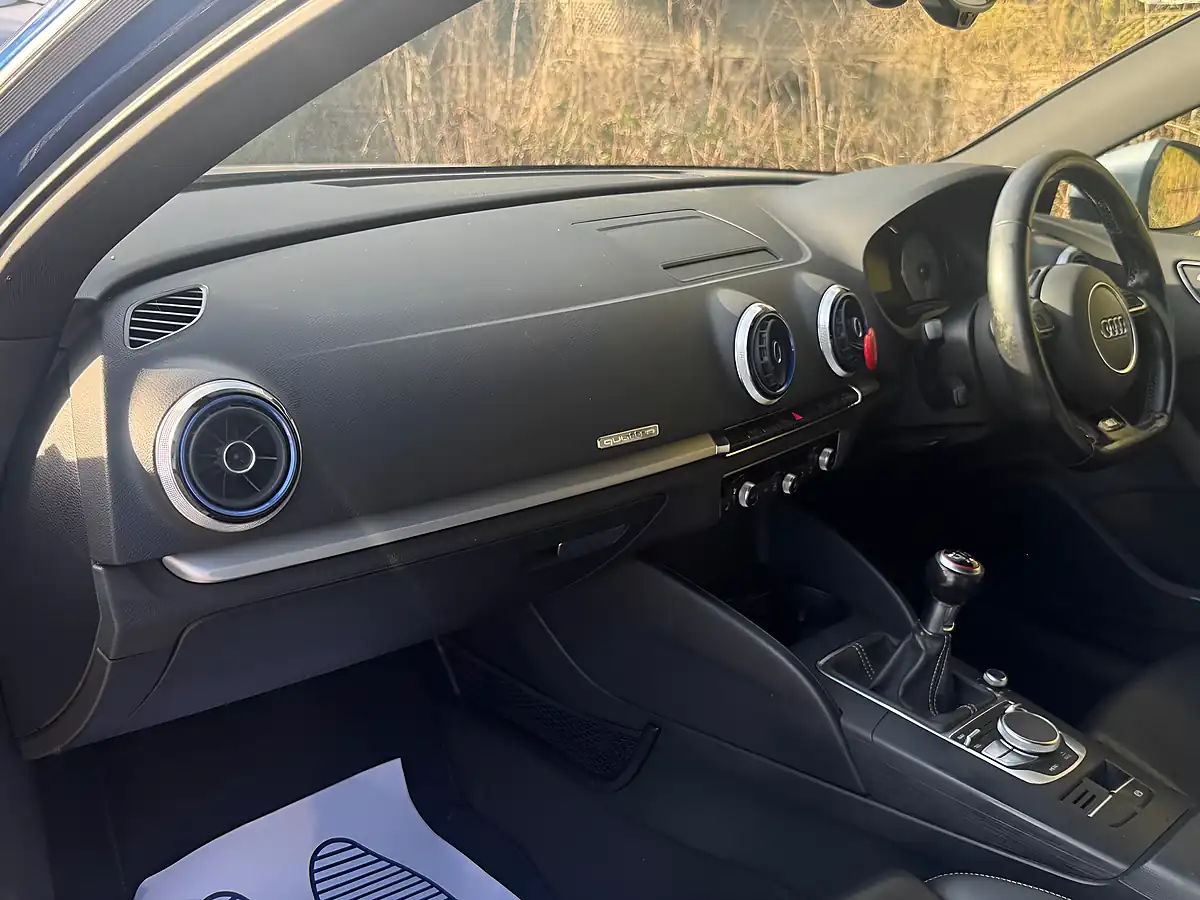 Used 2014 Audi S3 Sportback Blue - Interior and Exterior details 10
