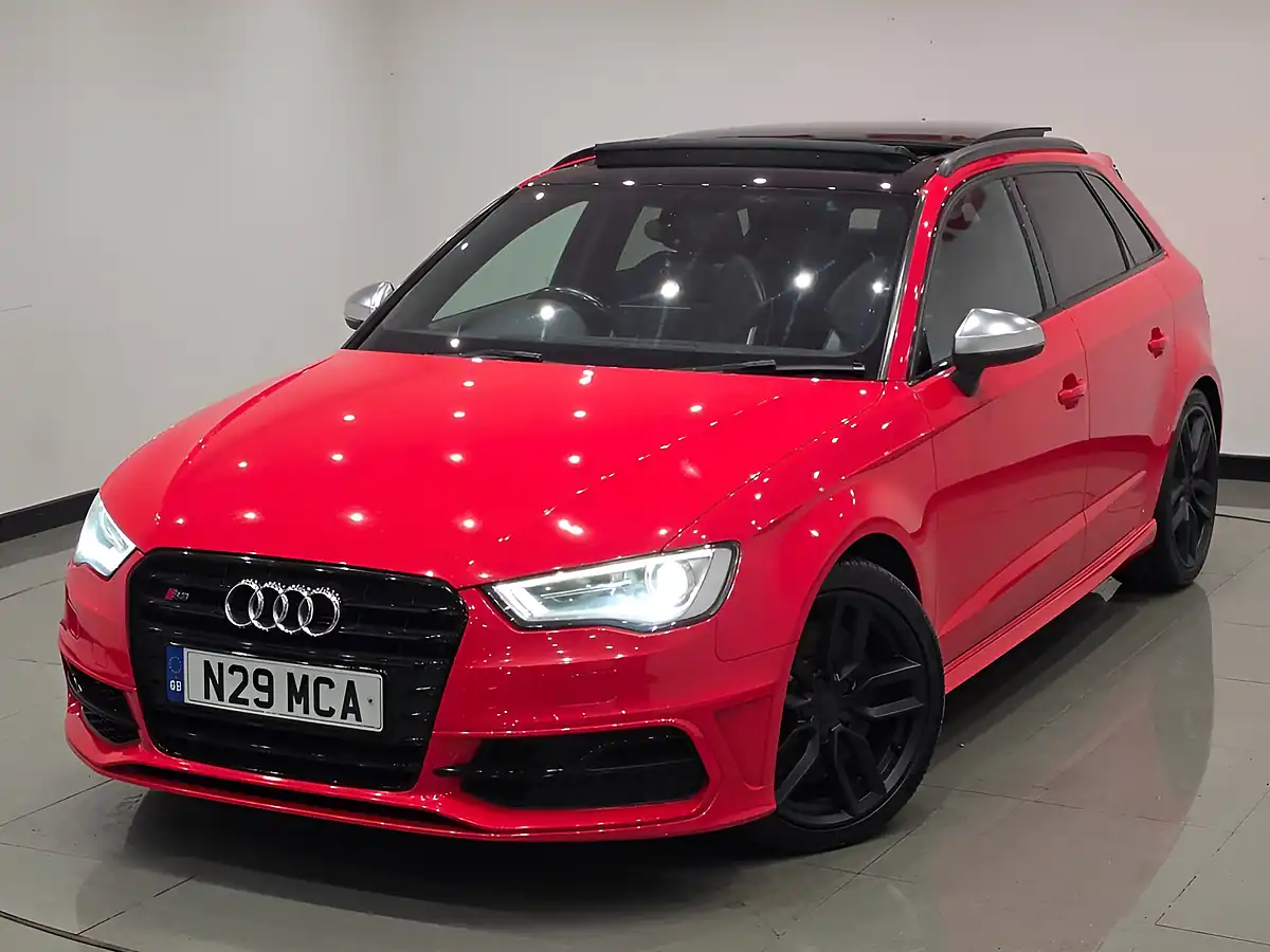 Used 2014 Audi S3 Sportback Red - Interior and Exterior details 5