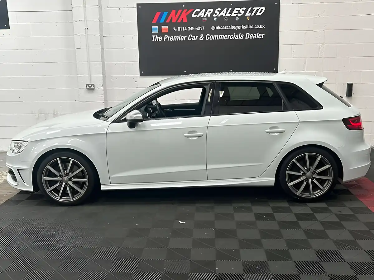 Used 2014 Audi S3 Sportback White - Interior and Exterior details 3