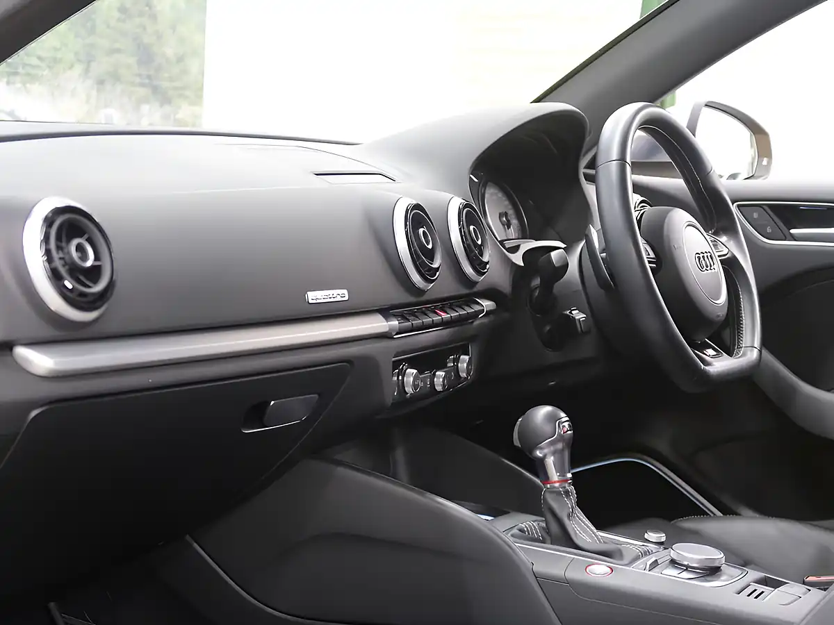Used 2014 Audi S3 Sportback Yellow - Interior and Exterior details 11