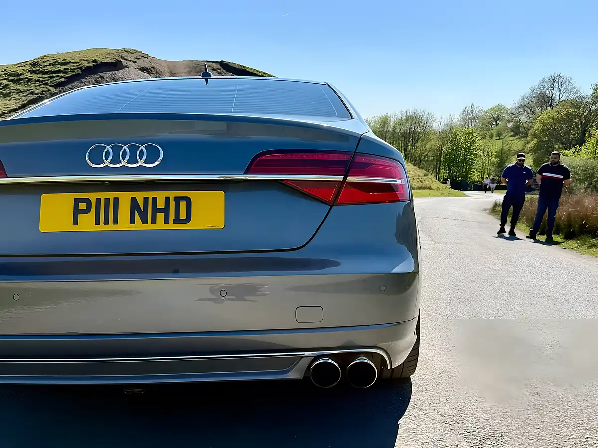 Used 2014 Audi S8 Tiptronic Quattro Grey - Interior and Exterior details 10