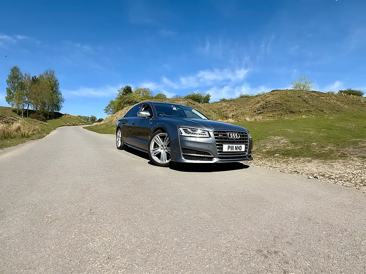 Used 2014 Audi S8 Tiptronic Quattro Grey - Interior and Exterior details 11
