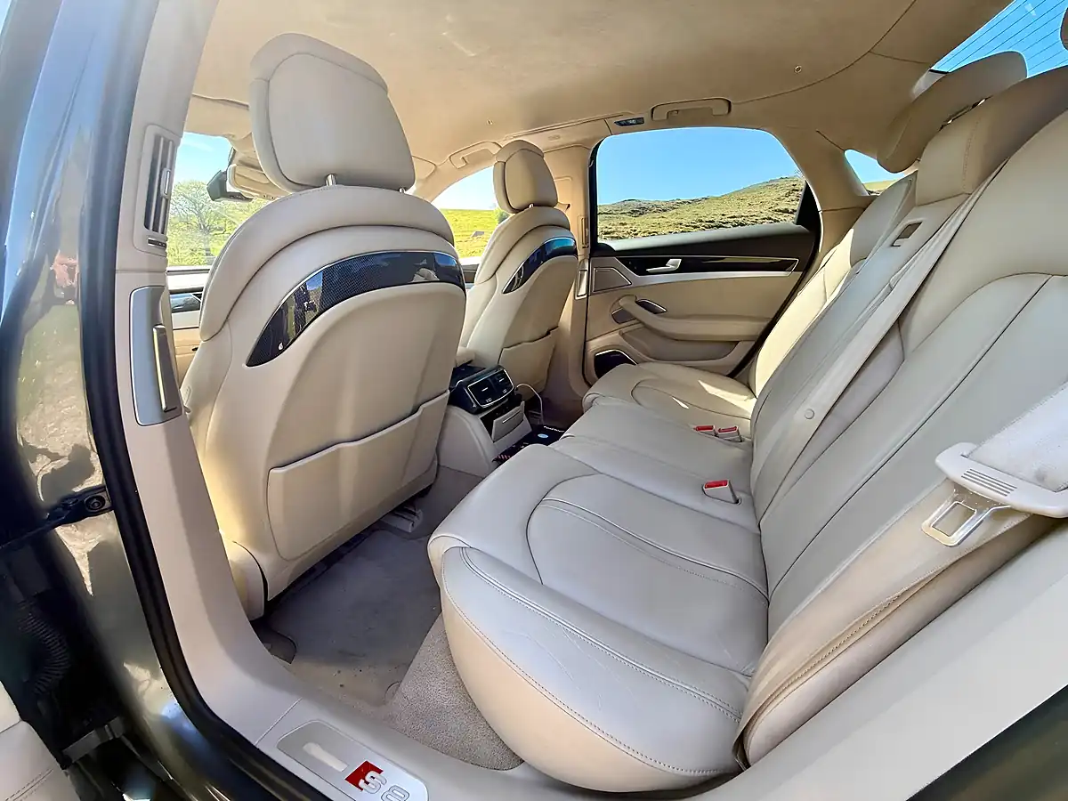 Used 2014 Audi S8 Tiptronic Quattro Grey - Interior and Exterior details 17