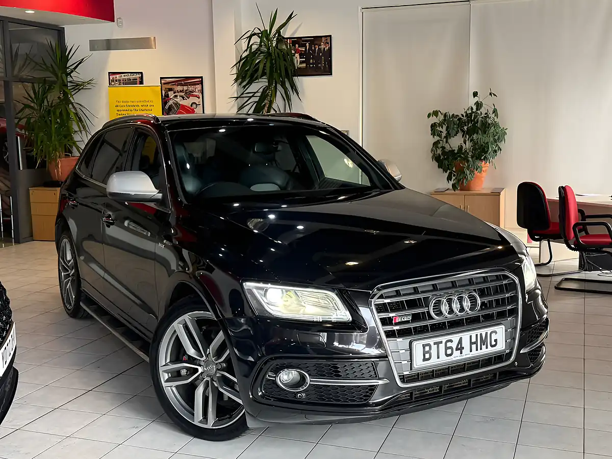 Used 2014 Audi SQ5 Black - Front View