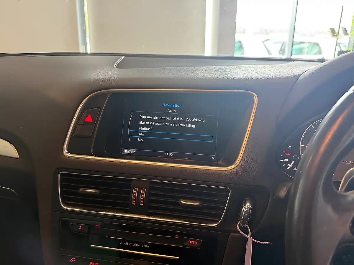 Used 2014 Audi SQ5 Black - Interior and Exterior details 17
