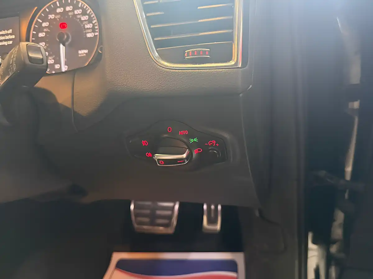 Used 2014 Audi SQ5 Black - Interior and Exterior details 19