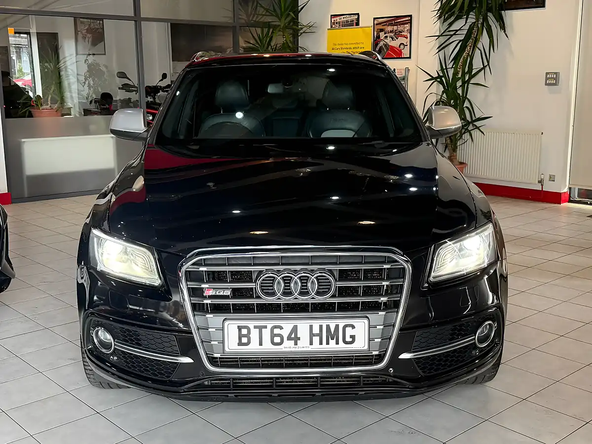 Used 2014 Audi SQ5 Black - Interior and Exterior details 4