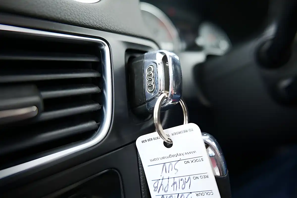 Used 2014 Audi Sq5 S Black - Interior and Exterior details 11
