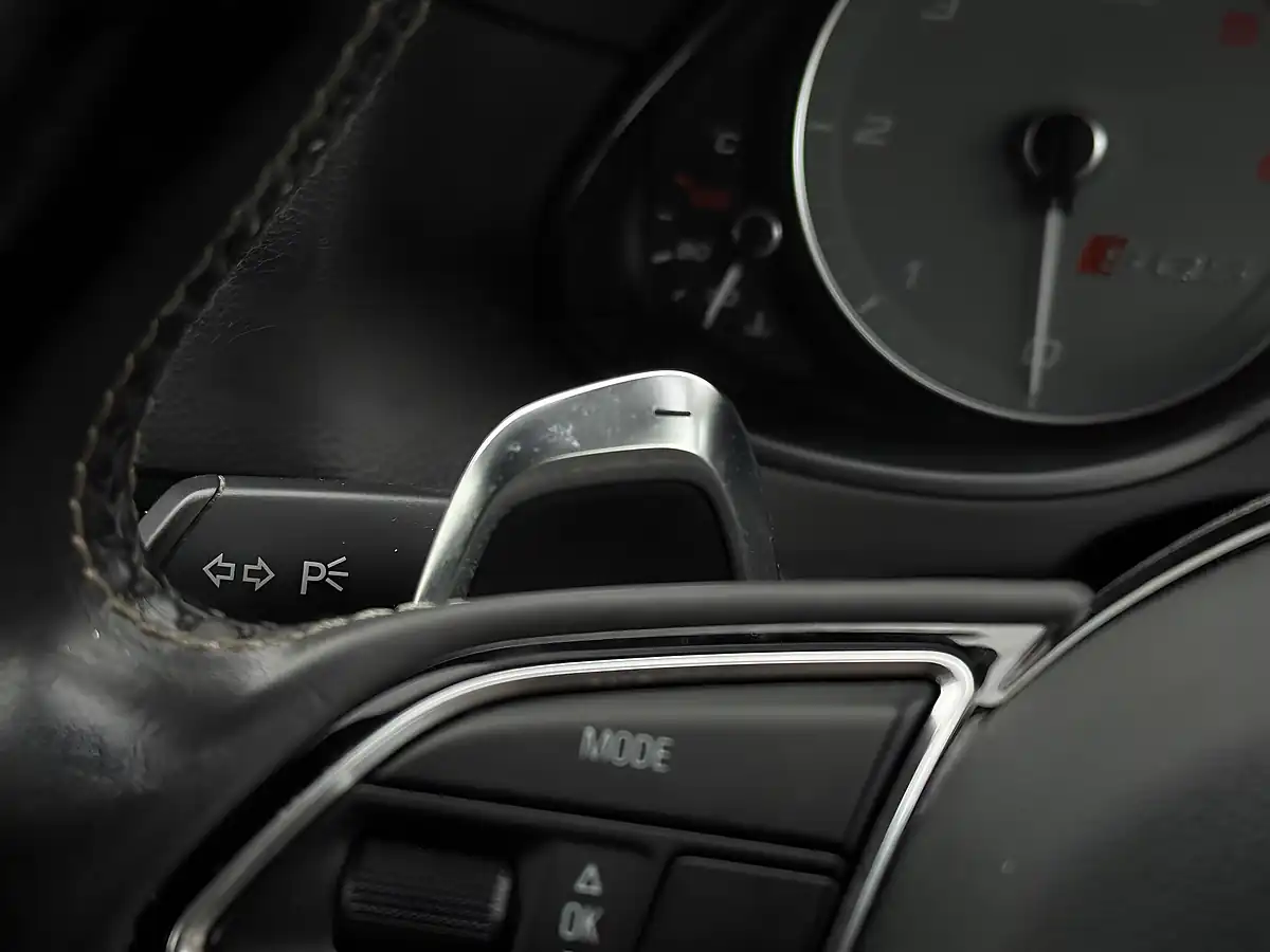 Used 2014 Audi SQ5 S Design White - Interior and Exterior details 12
