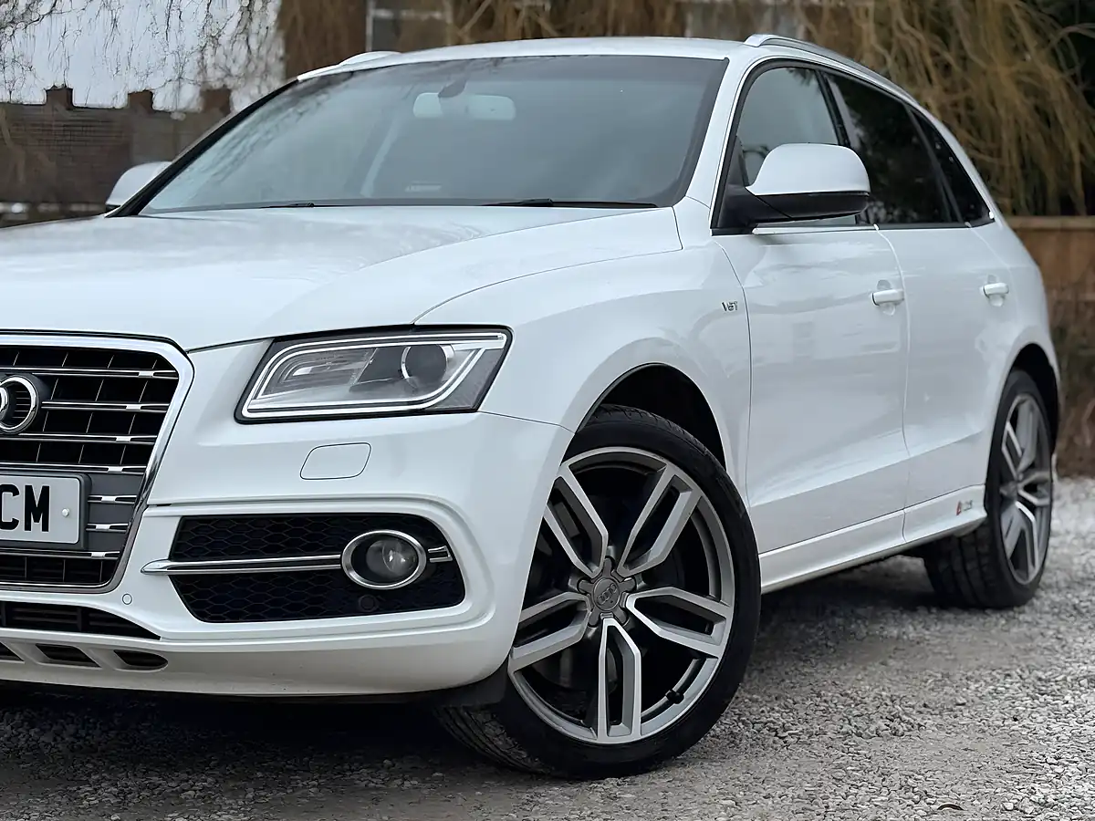 Used 2014 Audi SQ5 S Design White - Interior and Exterior details 17