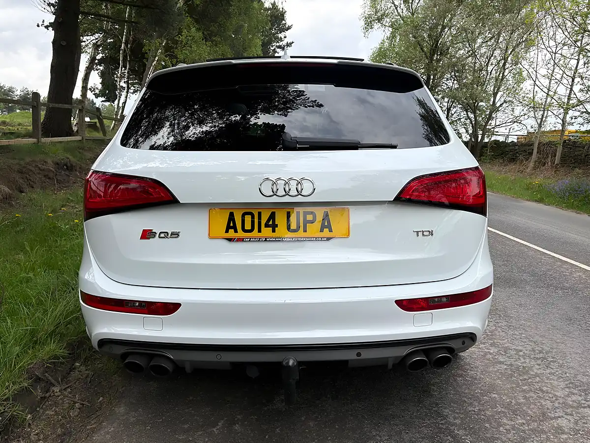 Used 2014 Audi SQ5 White - Interior and Exterior details 8