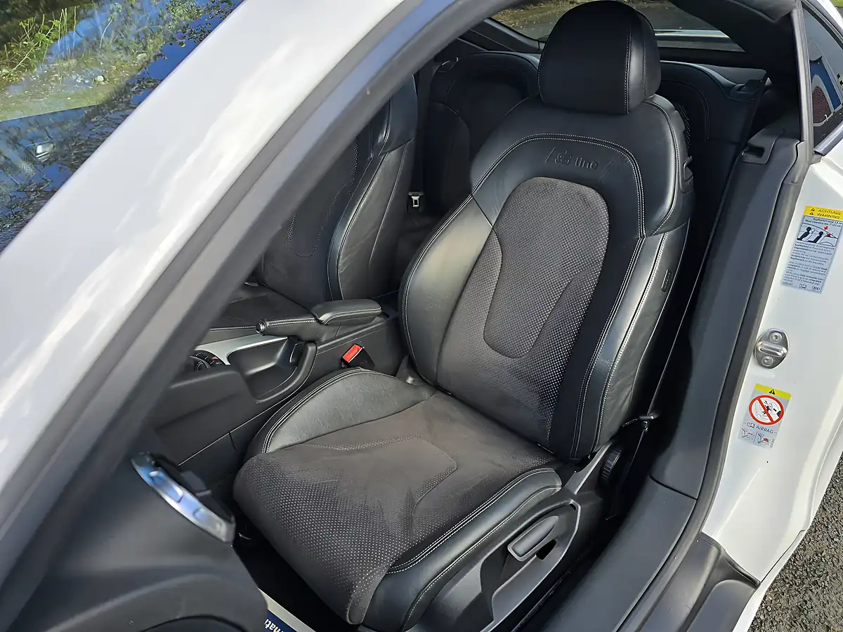 Used 2014 Audi Tt Black Edition White - Interior and Exterior details 18