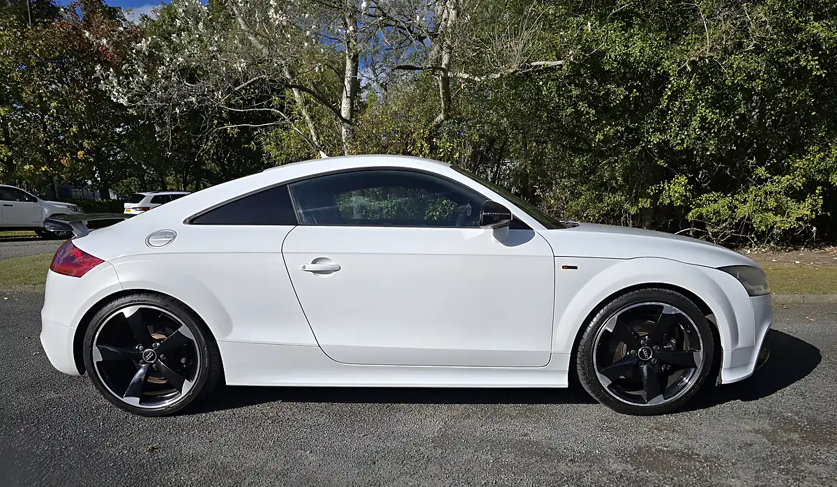 Used 2014 Audi Tt Black Edition White - Interior and Exterior details 5