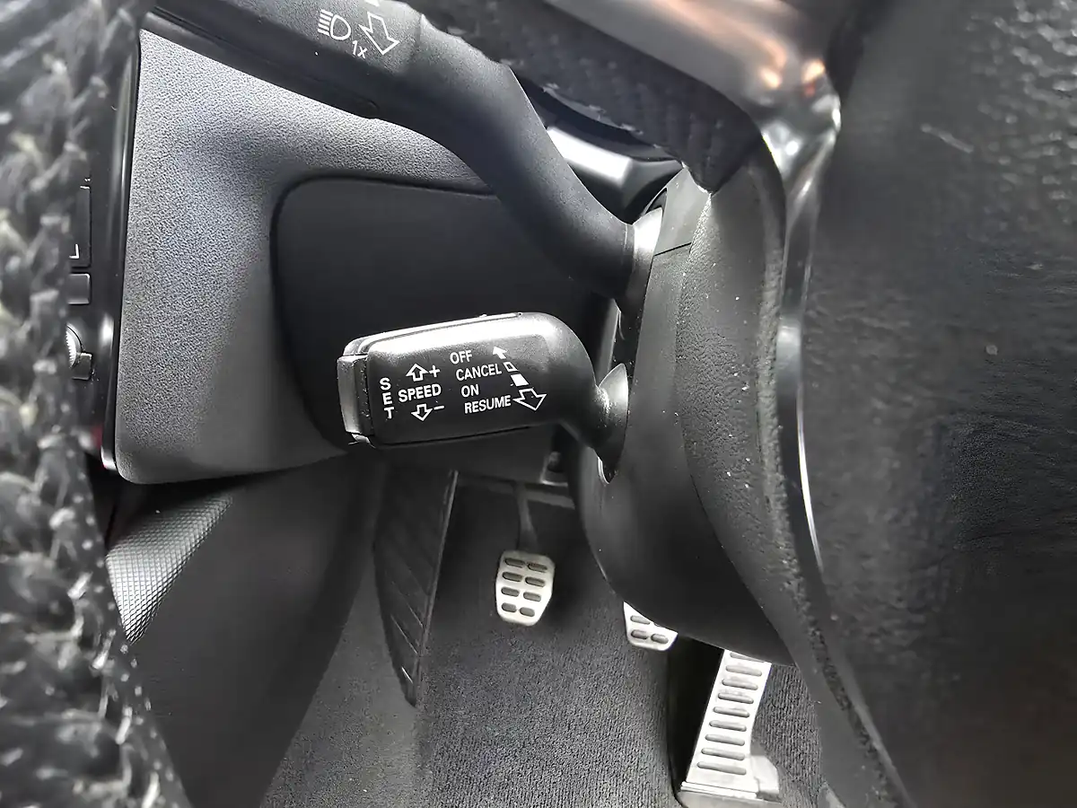 Used 2014 Audi Tt Black Edition White - Interior and Exterior details 9