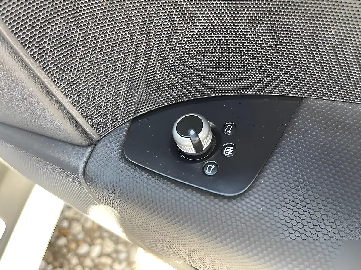Used 2014 Audi Tt S Line White - Interior and Exterior details 18