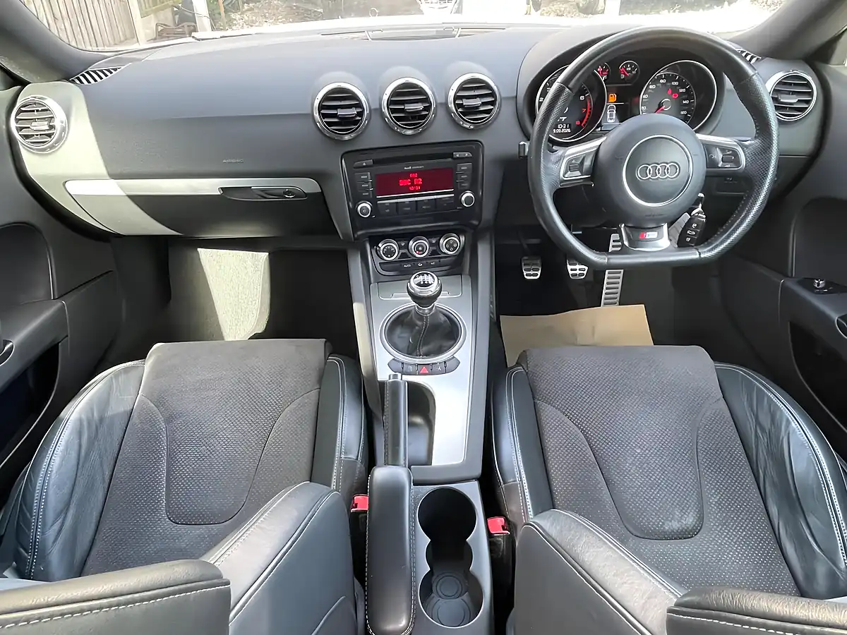 Used 2014 Audi Tt S Line White - Interior and Exterior details 4