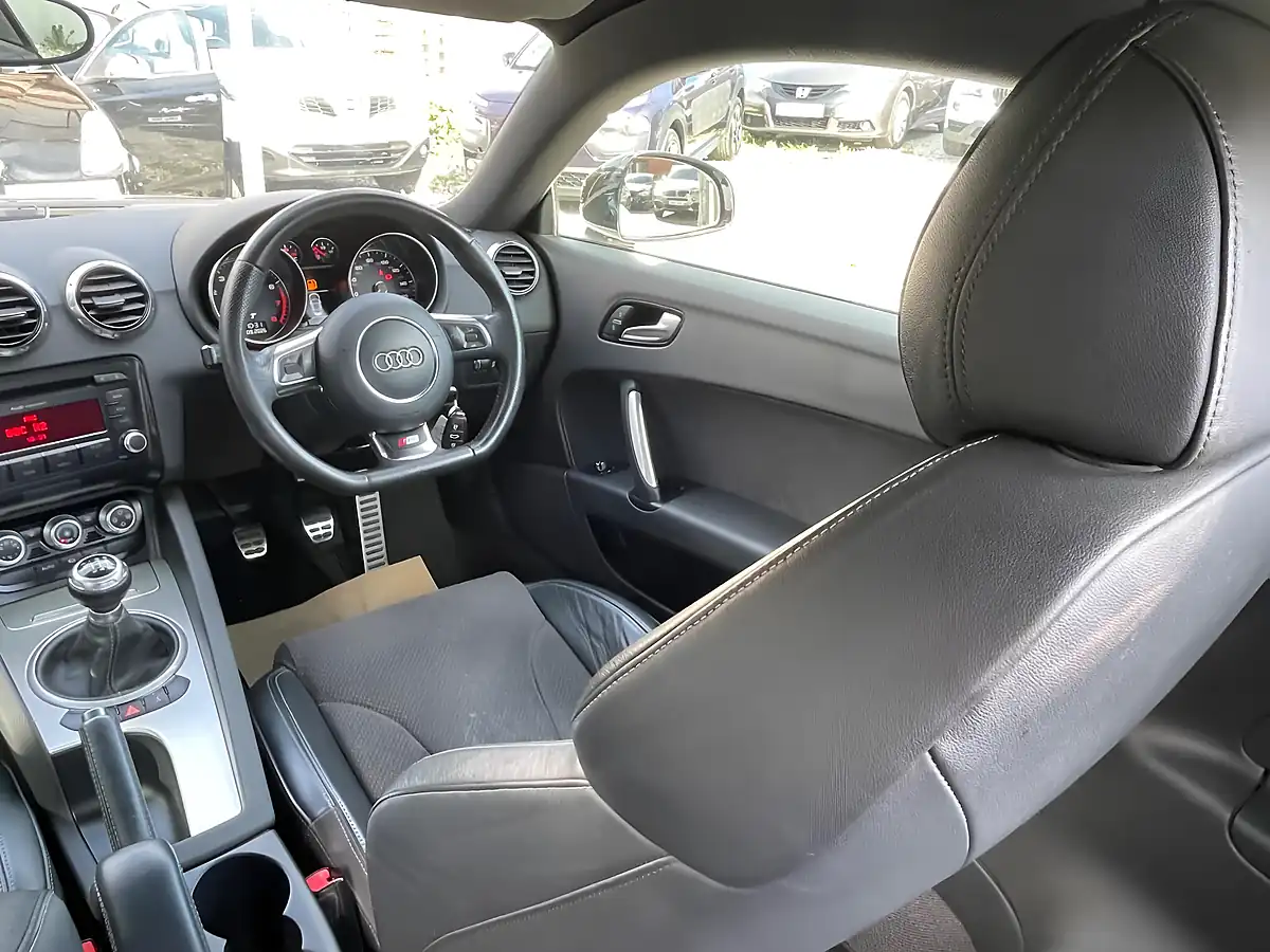 Used 2014 Audi Tt S Line White - Interior and Exterior details 5
