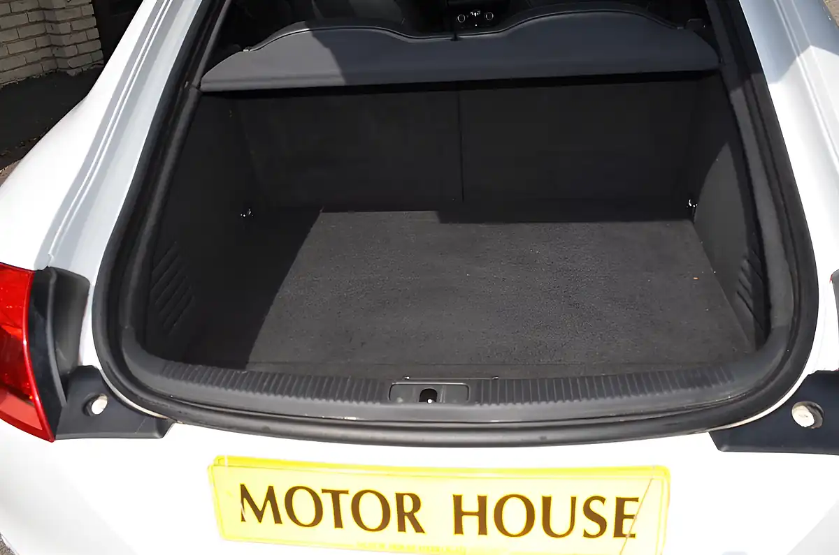 Used 2014 Audi Tt Sport White - Interior and Exterior details 17