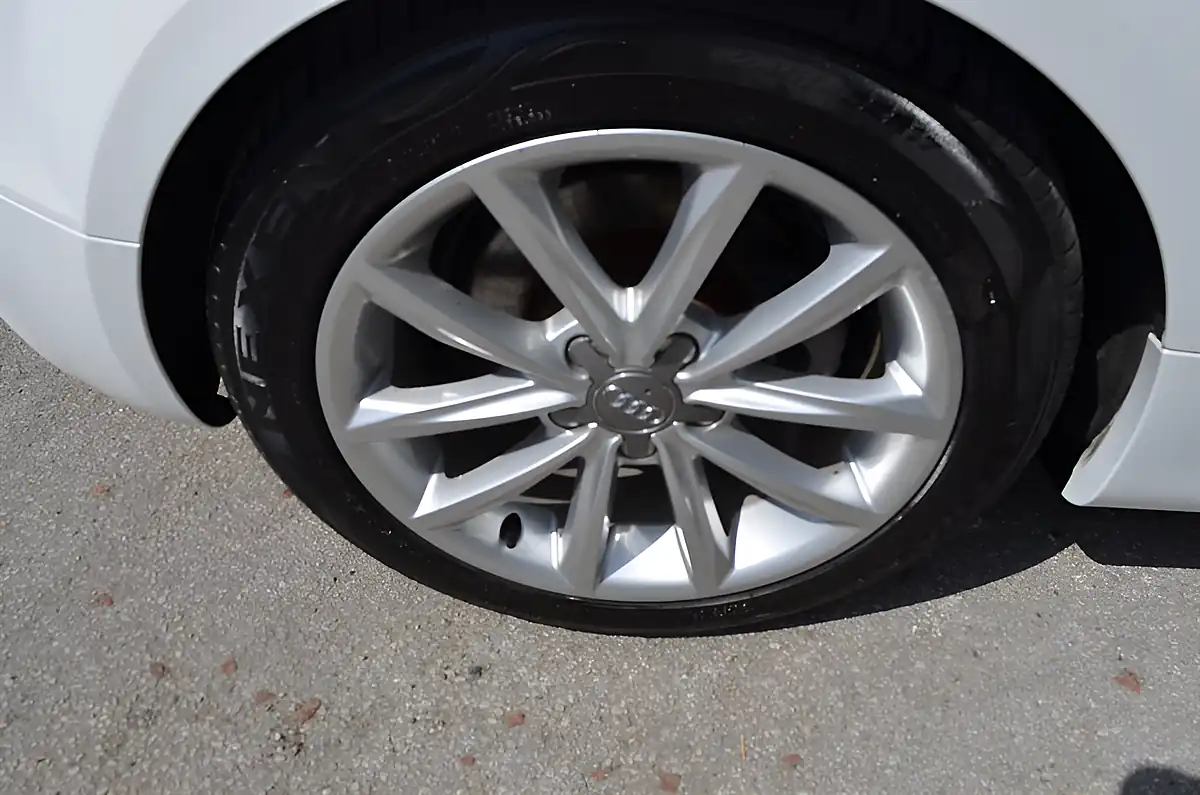 Used 2014 Audi Tt Sport White - Interior and Exterior details 19