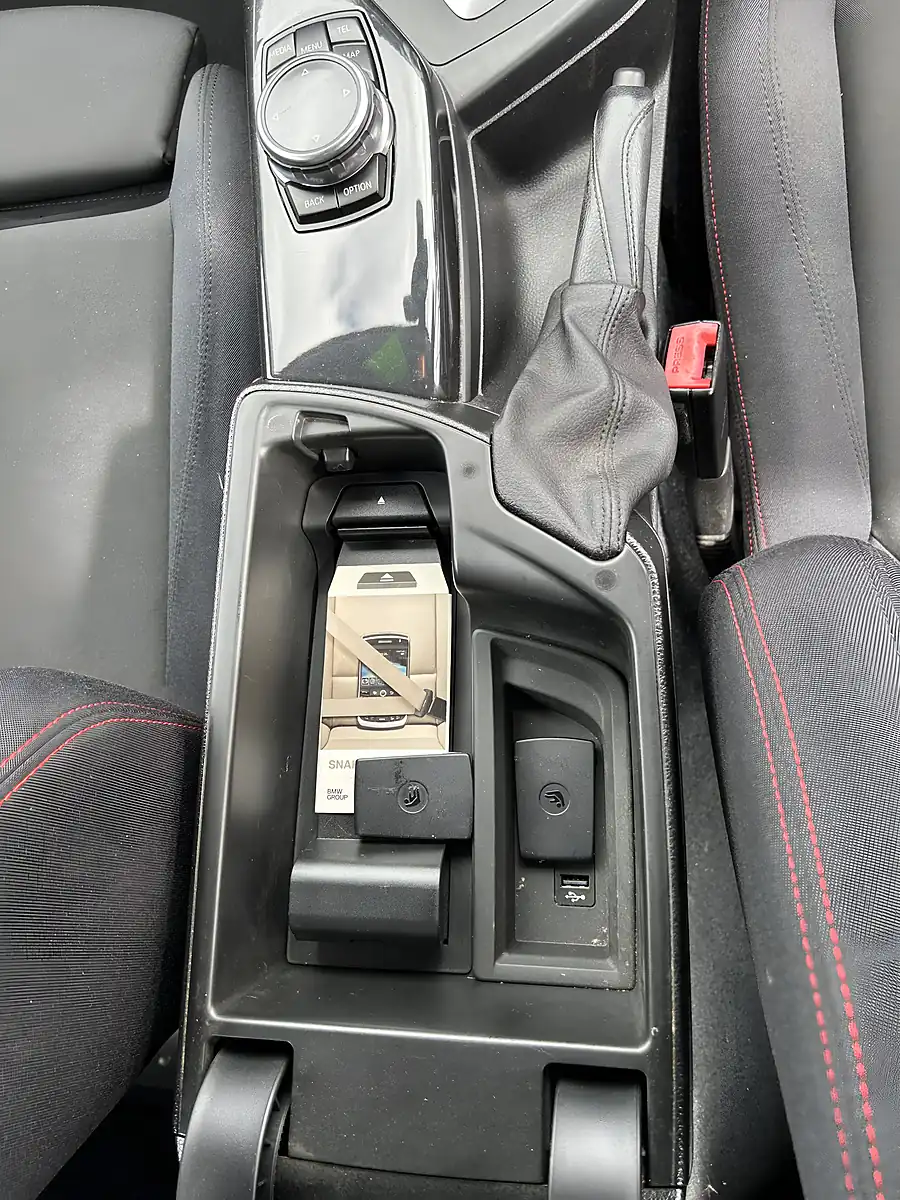 Used 2014 BMW 1 Series Black - Interior and Exterior details 10