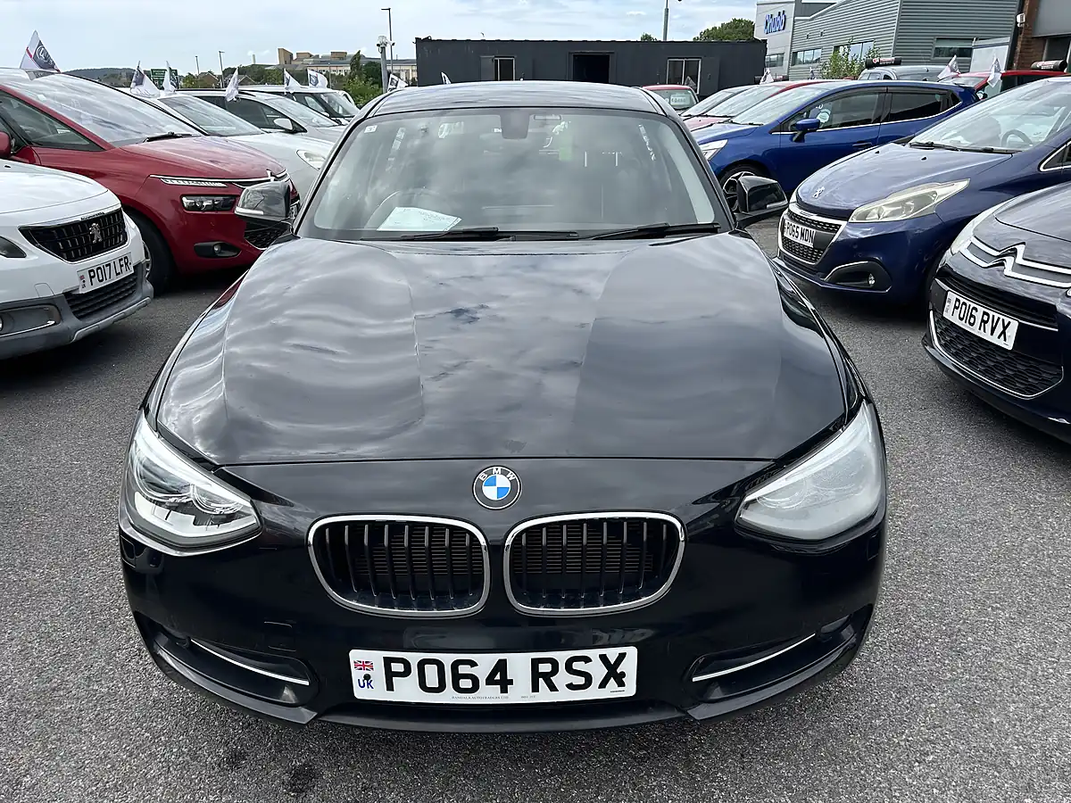 Used 2014 BMW 1 Series Black - Interior and Exterior details 11