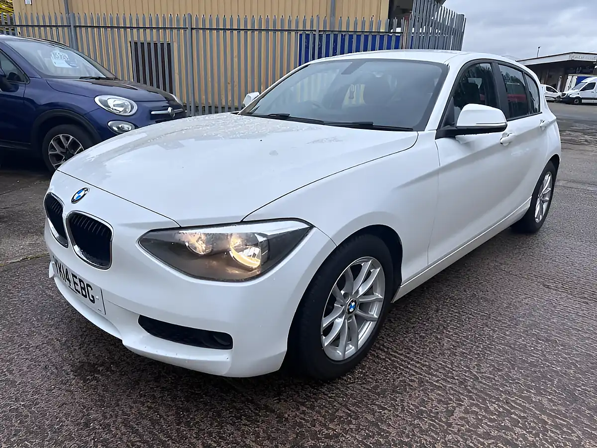 Used 2014 BMW 1 Series Efficientdynamics White - Interior and Exterior details 8