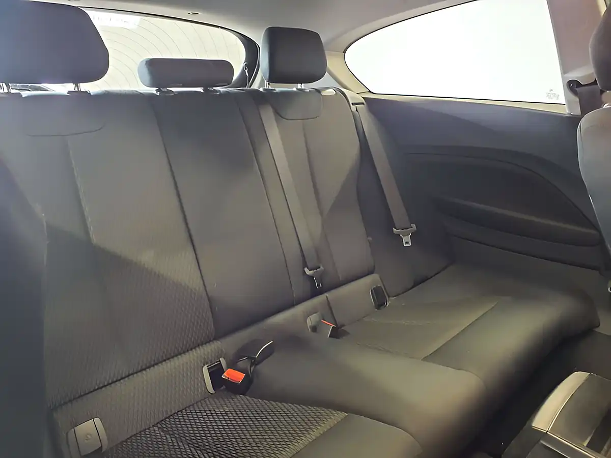 Used 2014 BMW 1 Series Es Jet Black - Interior and Exterior details 14