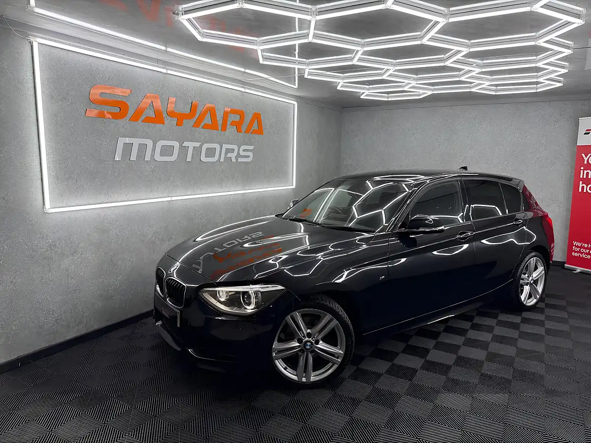 Used 2014 BMW 1 Series M Sport Black - Front View